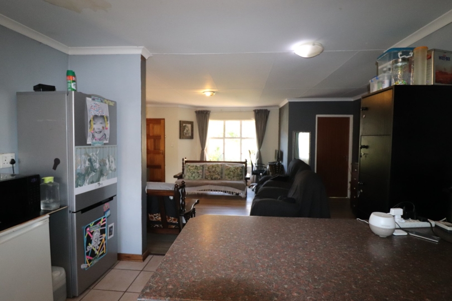 2 Bedroom Property for Sale in Langenhovenpark Free State